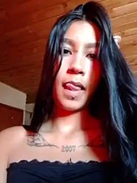 Chat +18 de Ms_violet_ ao vivo