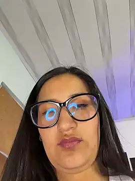 Chat +18 de Aryy_17 ao vivo
