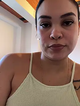 Chatroom XXX en direct de FOX_LATINA