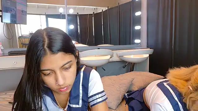 Chatroom XXX en direct de gisellemia70