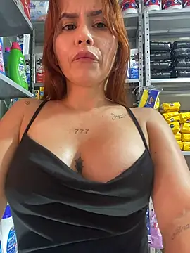 Czat XXX na żywo – Queen_lorena