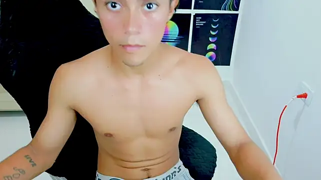 XXX chat uživo modela Timmy_latin7