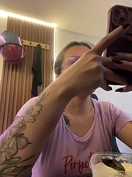 karlamorris_ Obrolan Langsung XXX