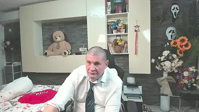 SpartacusDaddy48 라이브 XXX 채팅