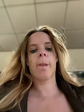 SexyMilf_1987's Live XXX Chat