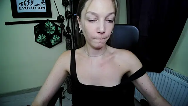 EmillyPlay Live XXX-Chat