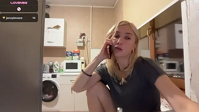 AngelJeni 现场XXX聊天