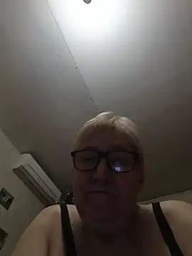 Molli1408's Live XXX Chat