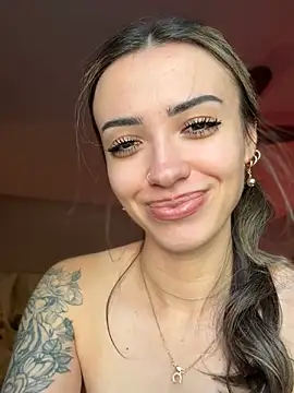 Tiny-Mimi Chat XXX in diretta