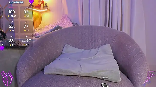 XXX chat uživo modela angel_mozz