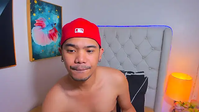 AsianZero Adlı Modelin Canlı XXX Sohbeti