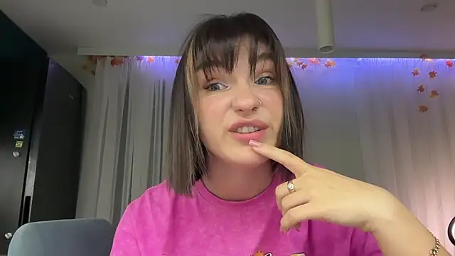 Chat XXX en directo de Lola_SweetShine