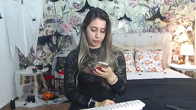 RoseDiamond06's Live XXX Chat