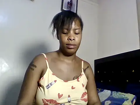 camila_lorah – Live XXX-chat