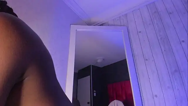 DominicSccott 现场XXX聊天