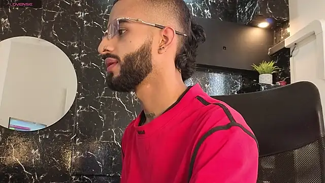 Aureliano_001 Chat XXX in diretta