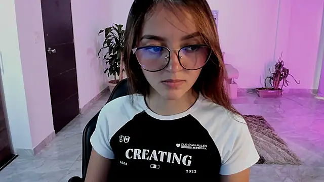 دردشة bella_fox_1 الجنسية المباشرة