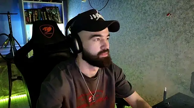 Chatroom XXX en direct de _Serious_Man