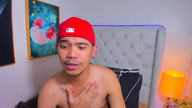 AsianZero Adlı Modelin Canlı XXX Sohbeti