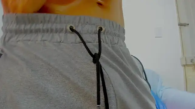 Chat +18 de Rocky_Muscle ao vivo