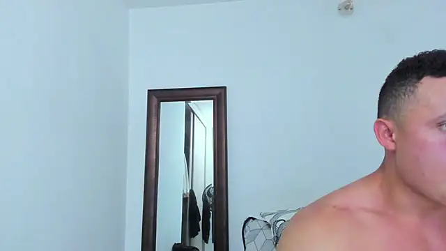 KingLevi01 Chat XXX live