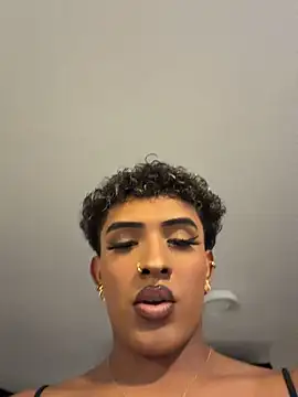 Ashleythelatinaa's Webcam Show