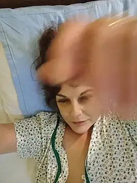 Chat +18 de LIONESSQUEEN307 ao vivo
