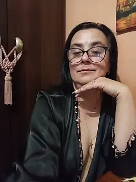220779 Live XXX-Chat