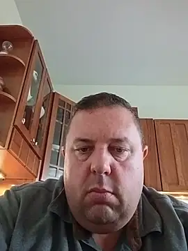 Chatroom XXX en direct de bigguymassage