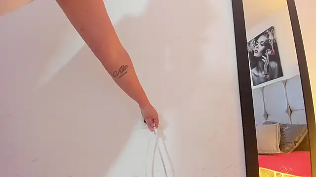 Ariel_star1 Adlı Modelin Canlı XXX Sohbeti