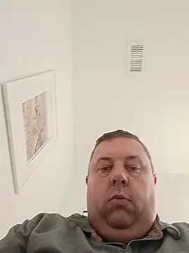 bigguymassage Live XXX-chat
