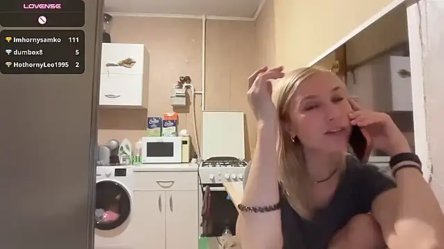 AngelJeni Chat XXX live