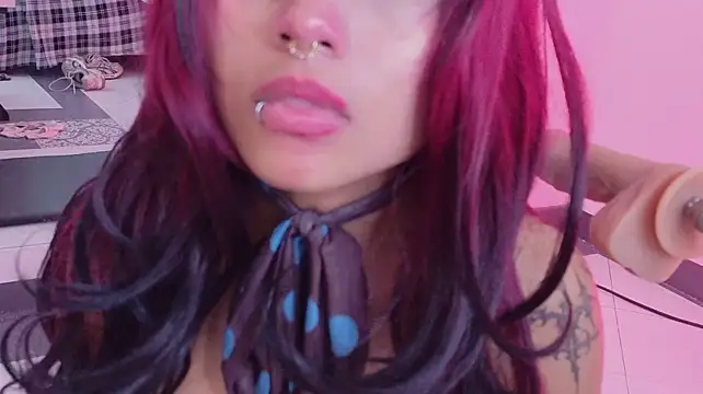Lilith23_Ghn Live XXX chat