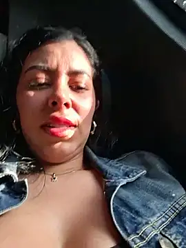 Chat XXX Live Luianna