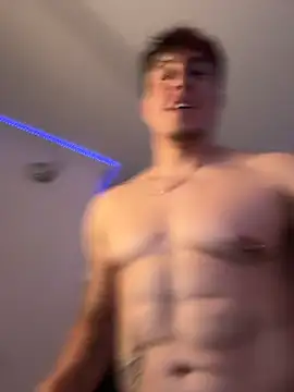 strongboy_ live XXX chat