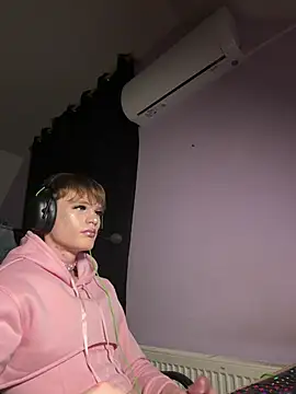 Chat XXX Live FemboyShow
