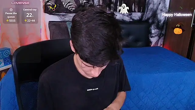 Jacob5_ – Naživo XXX chat
