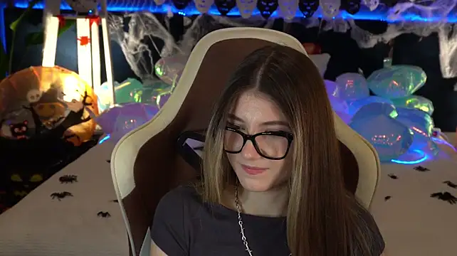 Chat +18 de Lissaa_Moon ao vivo