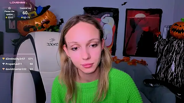 EmmaGil XXX чат на живо