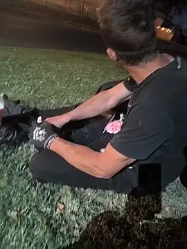 Homeless_hunter 现场XXX聊天