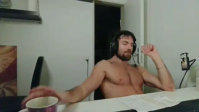 alpha-hunk XXX чат на живо