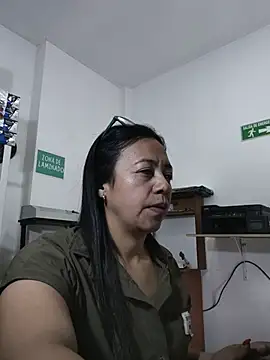 Violeta_Risky-'s Live XXX Chat