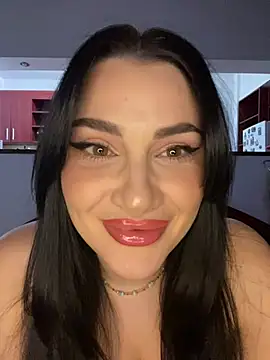 AylaSparkk Adlı Modelin Canlı XXX Sohbeti