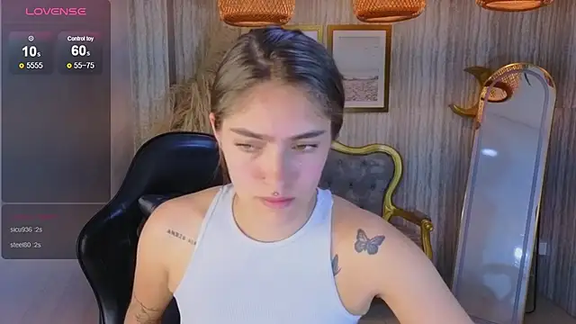 Valeriaa_s: απευθείας συνομιλία ΧΧΧ