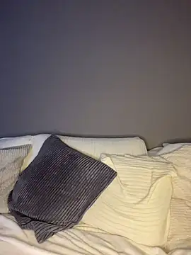 MikaScarlet Adlı Modelin Canlı XXX Sohbeti
