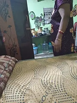 Tamilselviroja-'s Live XXX Chat