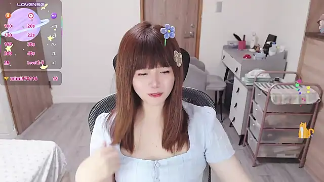 a0513's Live XXX Chat
