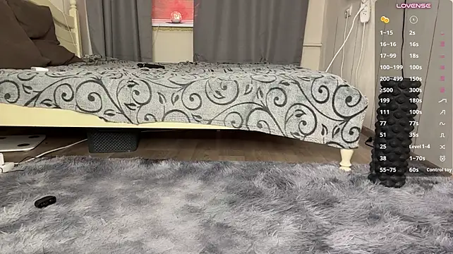 XXX chat uživo modela EtherealEye