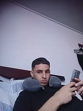 Chat +18 de Juanpablo2613 ao vivo
