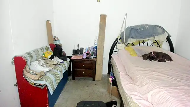 Chat +18 de brenda_sofia69 ao vivo